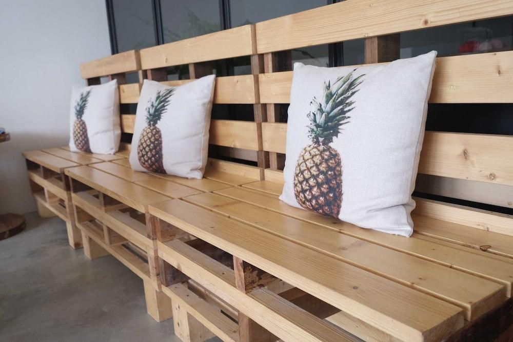 White Loft Hotel Malacca Exterior foto