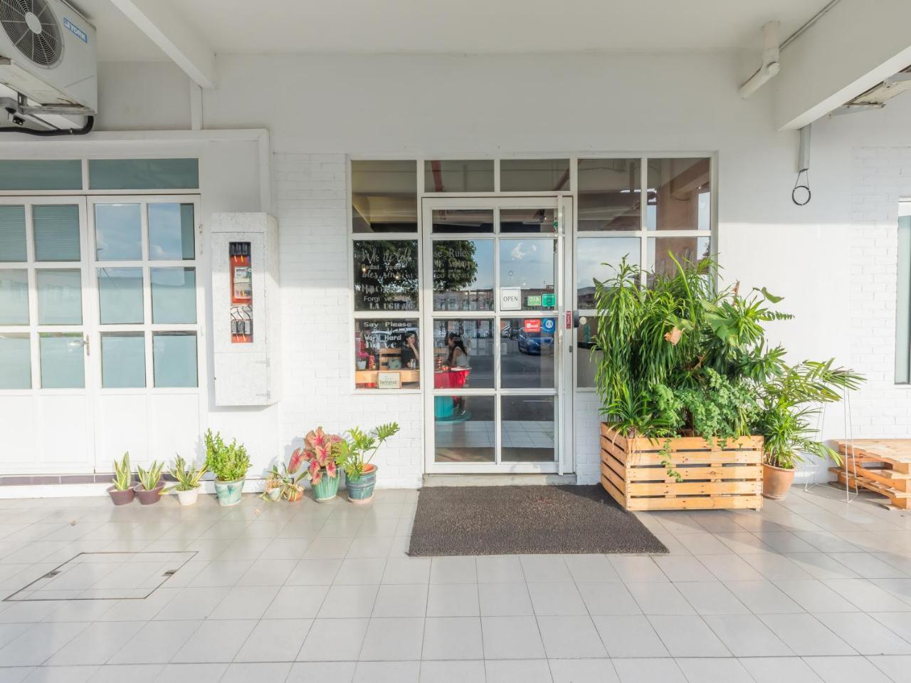 White Loft Hotel Malacca Exterior foto