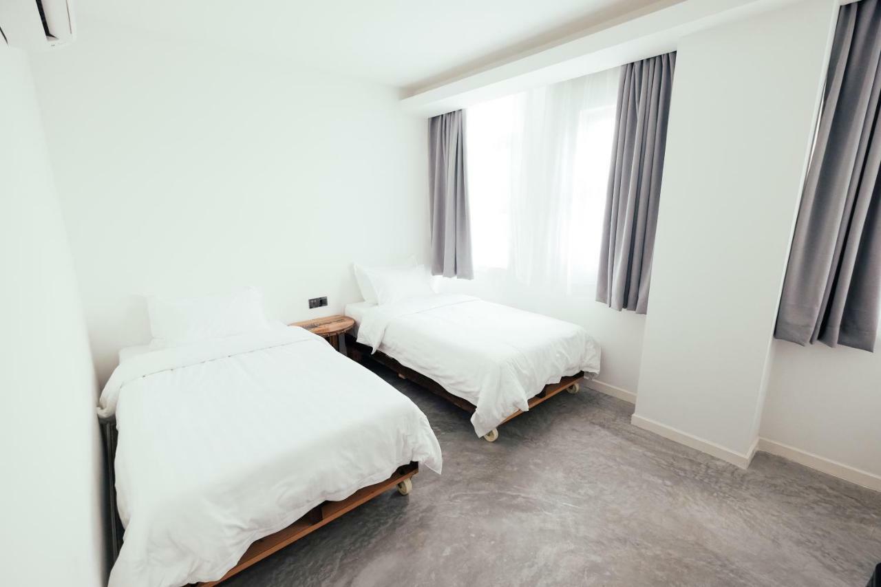 White Loft Hotel Malacca Exterior foto